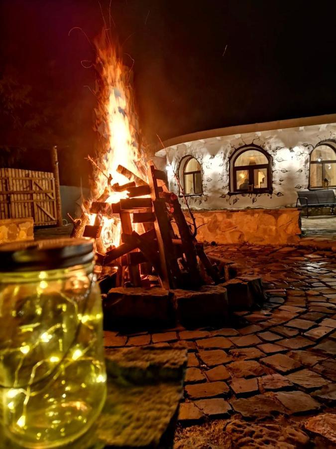 Satul Cu Flori Otel Buzău Dış mekan fotoğraf
